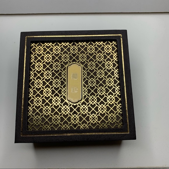 Jewelry Storage/Gift Box with Electroplating Technology & jewelry wrapper bag - Picture 1 of 9